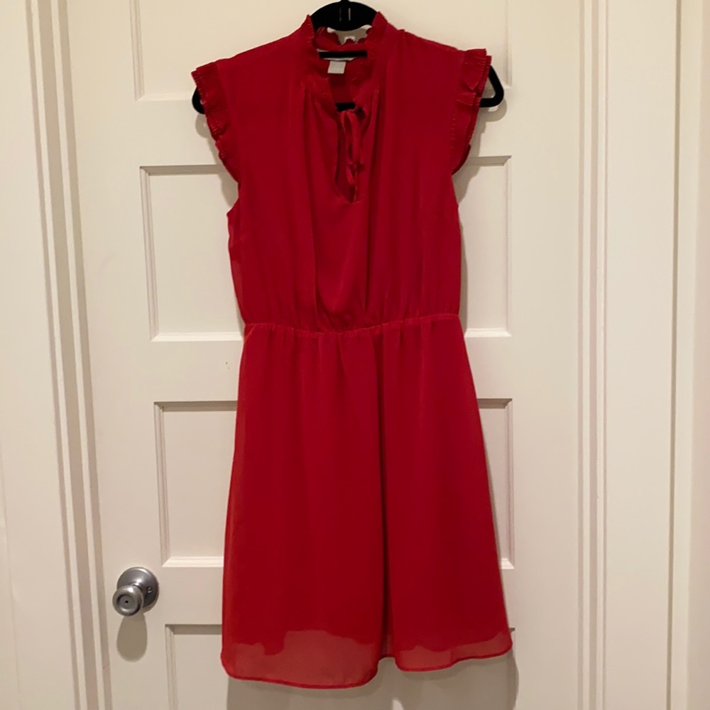 H&M Women's Size 4 Red Ruffled Collar Lightweight Summer Dress